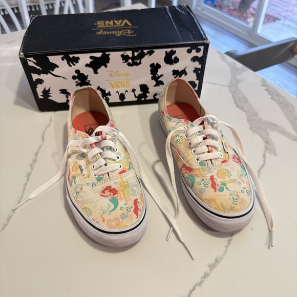 Vans White Low-Top Sneakers with Multicolor Mermaid Print - Picture 2 of 9